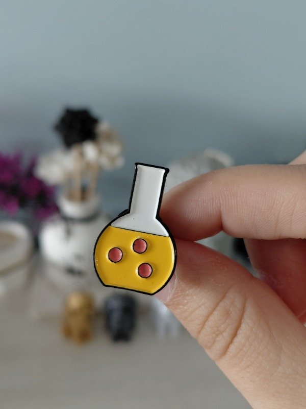 Producto - Pin metalizado - Laboratorio #2984