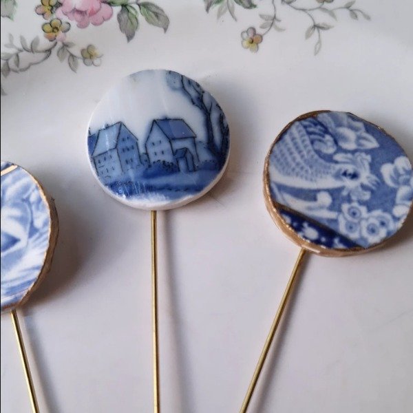 Producto - Prendedor porcelana Marly