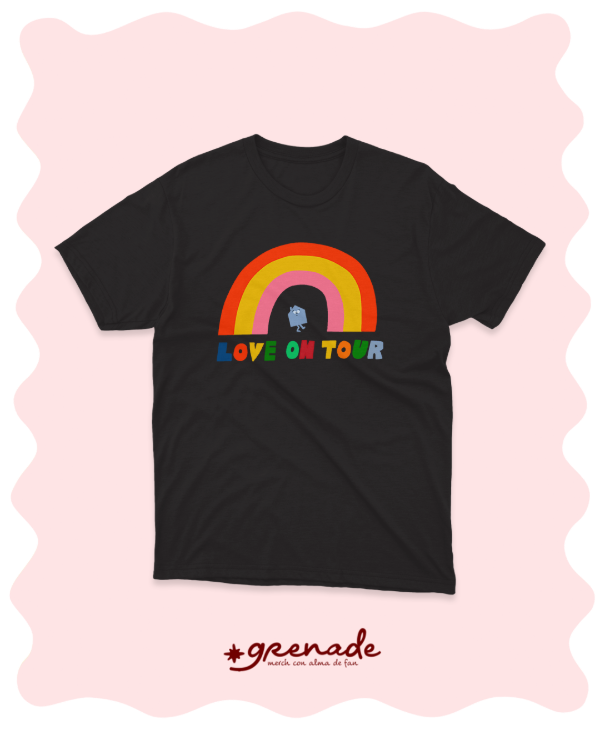 Remera "love on tour rainbow"