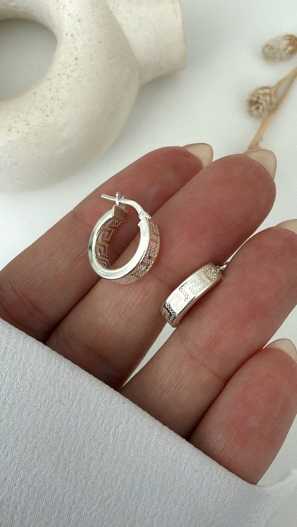 Producto - Argollas cinta cierre it diseño textu P925