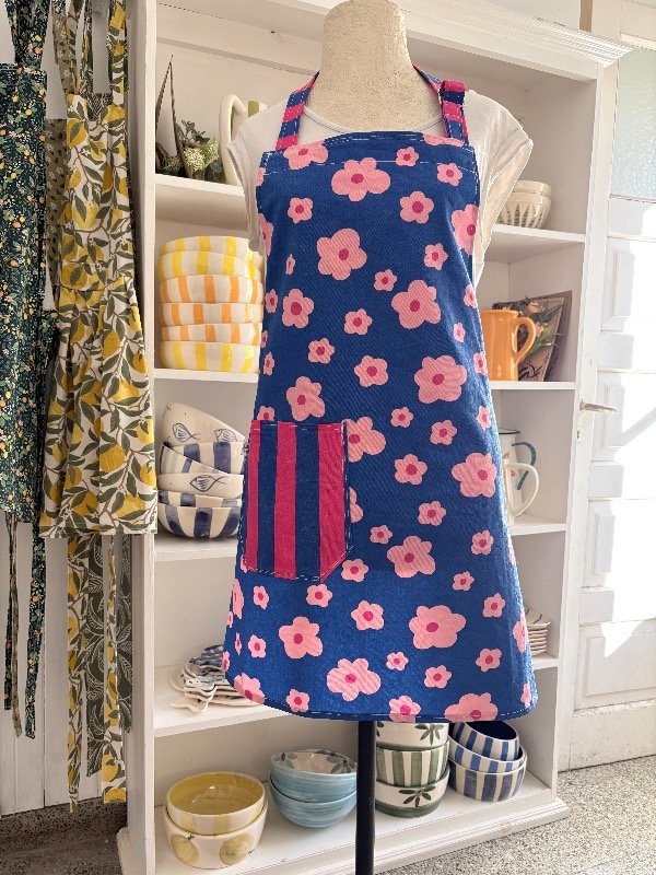 Producto - Delantal flores rosas y azules