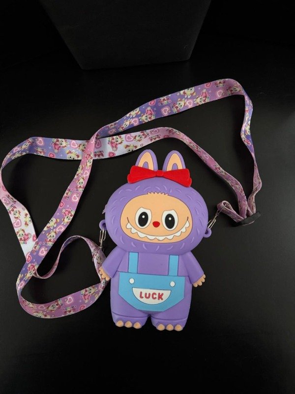 Producto - Carterita Labubu silicona (modelo 2)