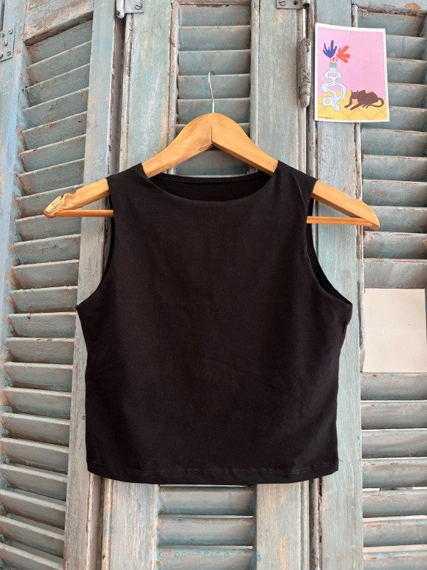 Producto - Musculosa FLORA