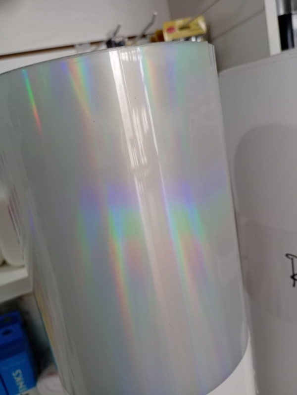 Producto - VINILO TRANSPARENTE HOLOGRAFICO X122