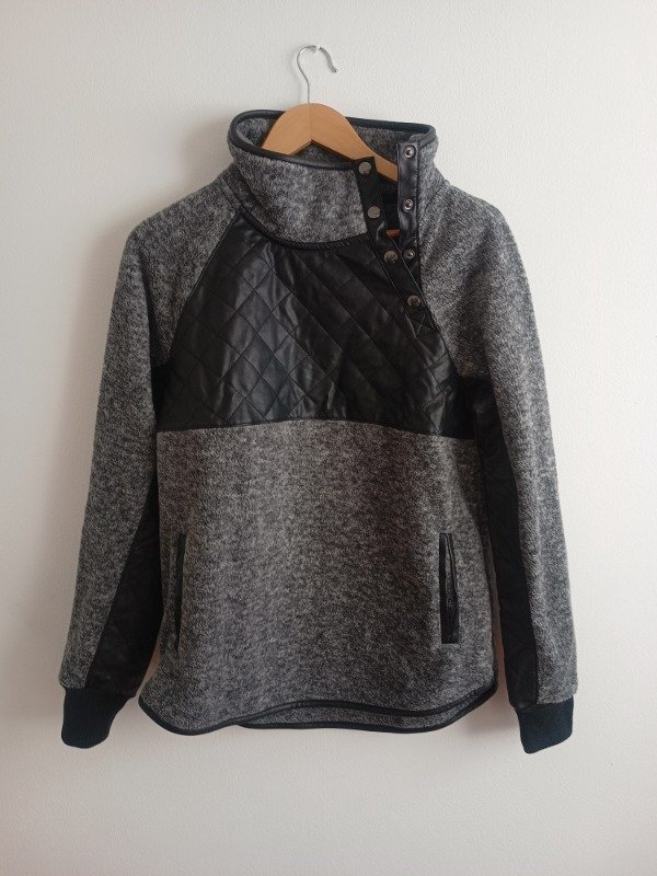 Producto - Buzo con ecocuero Abercrombie