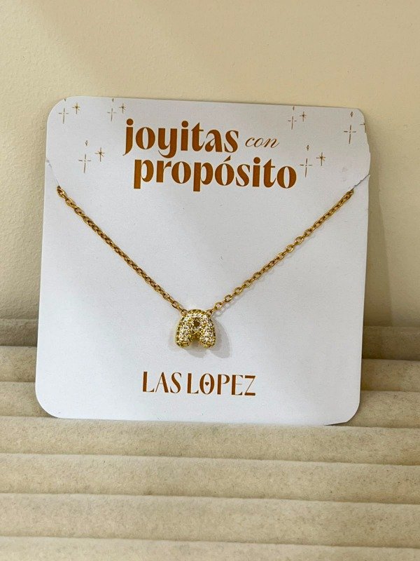 Producto - COLLAR DE INICIAL A BRILLOSA