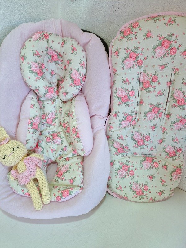 Producto - Set de paseo flores beige con rosa