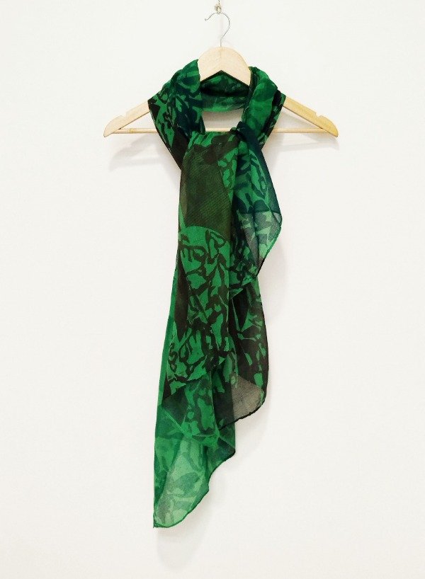 Producto - Pañuelo Mega -verde estampa en negro-