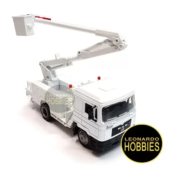 Producto - Camión Elevador MAN F2000 Escala 1/43 New Ray LongHauler 15493-3