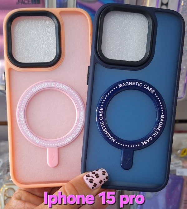 Producto - Fundas magsafe mate con marco negro. IPhone 15 pro