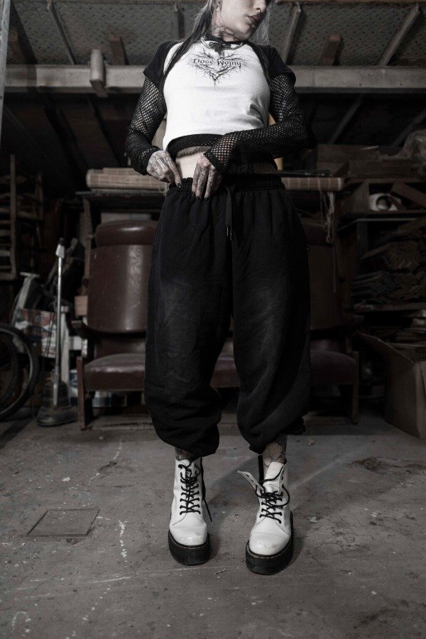 Producto - JOGGER DEMMON LOCALIZADO SATANA