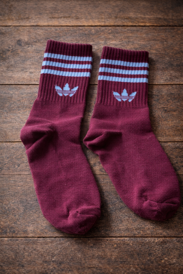 Producto - Adidas bordo