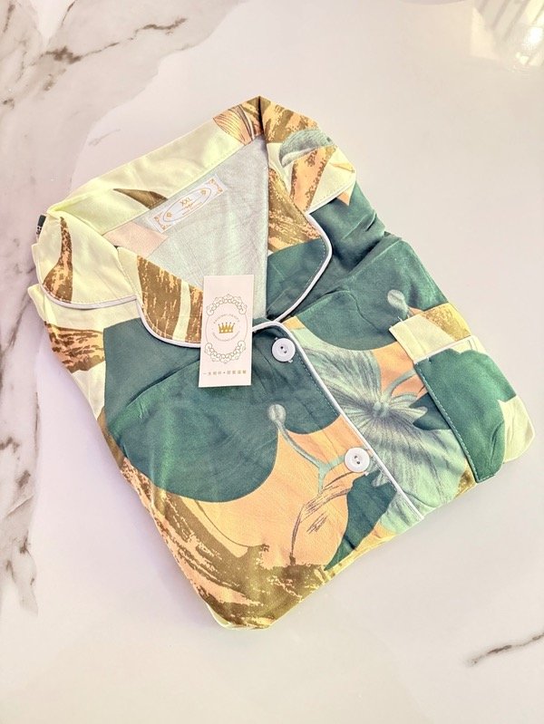 Producto - Pijama camisero plantas