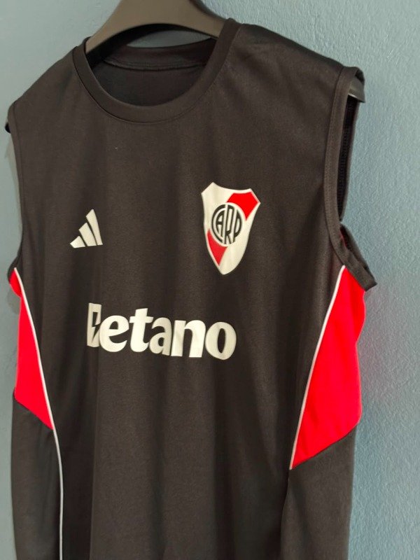 Producto - MUSCULOSA RIVER PLATE - NEGRA - 3