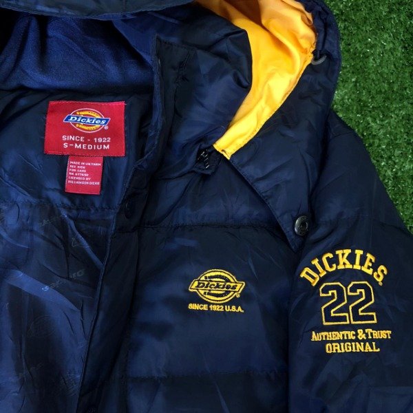 Camperon Dickies Plumas
