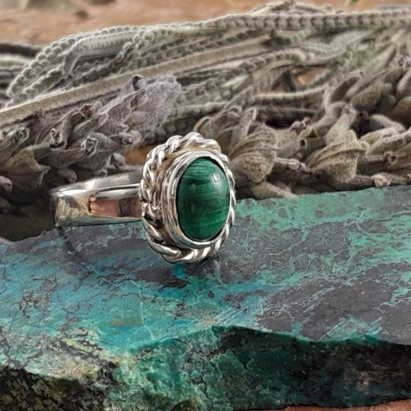Producto - Anillo de plata 925 con Malaquita oval - 0