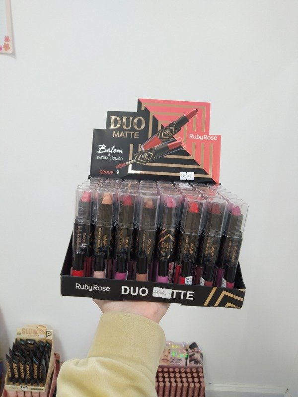 Producto - Labial duo matte Ruby rose barra y líquido