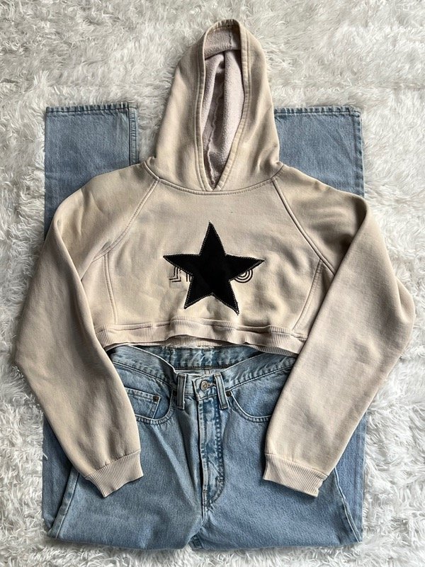 Buzo croptop custom talle 16/1