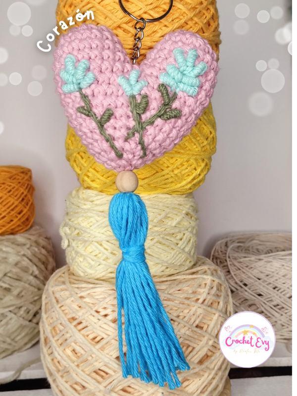 Producto - Corazón con borla- Llavero - 1