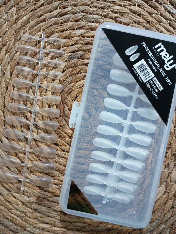 Producto - PLANCHA O CAJA DE TIPS ALMENDRA