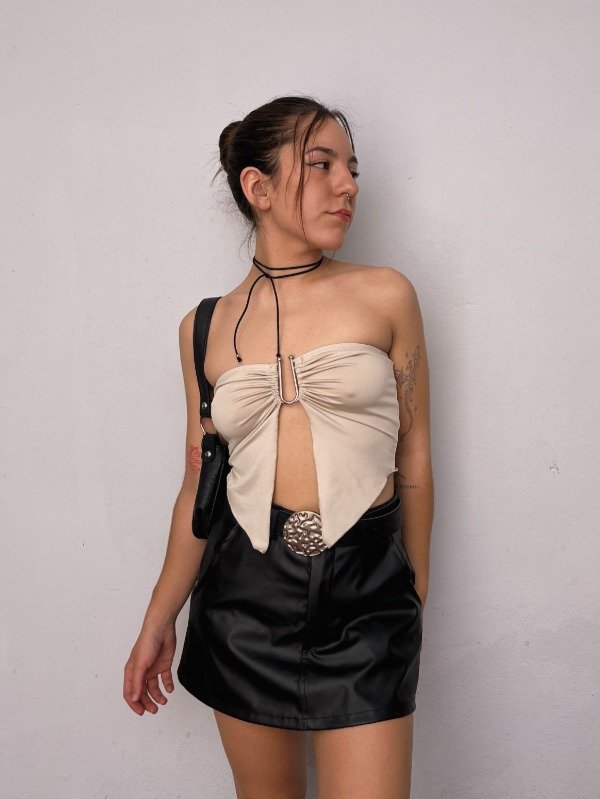 Producto - MINI SHORT CUERINA