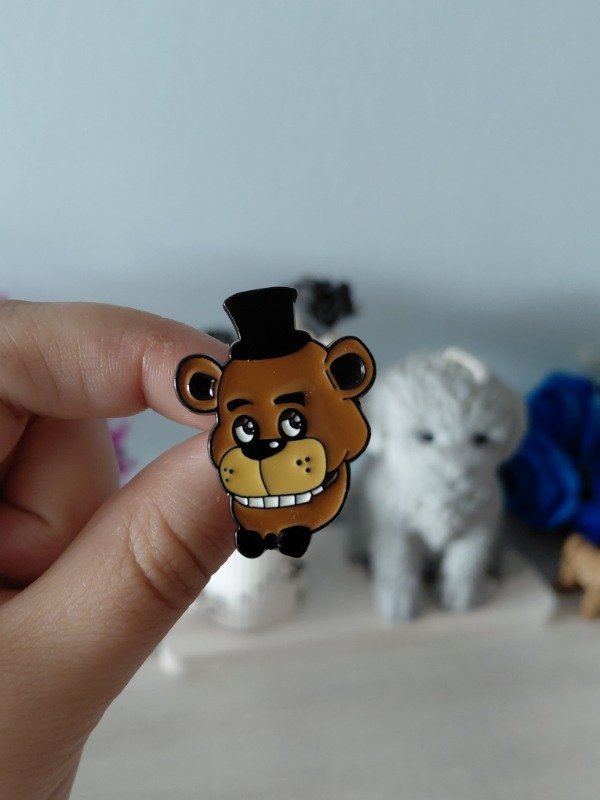 Producto - Pin metalizado - Five Nights at Freddy's #2034