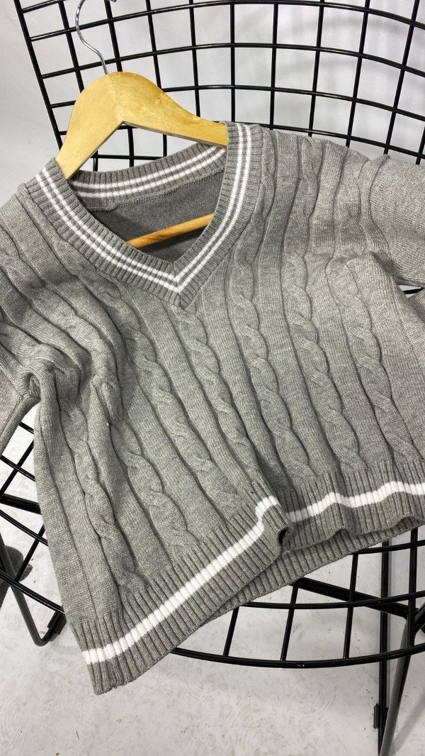 Producto - SWEATER PROMO ESCOTE V