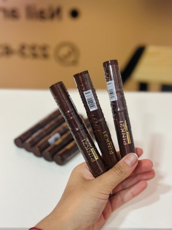 Producto - Mascara pestañas marron Pink21