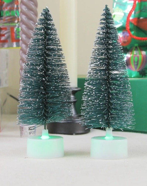 Producto - PACK 2 ARBOLITOS CON LUZ