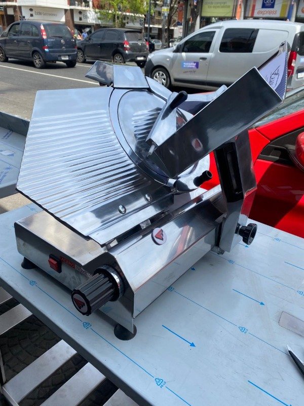 Producto - Cortadora de Fiambre Freire 330