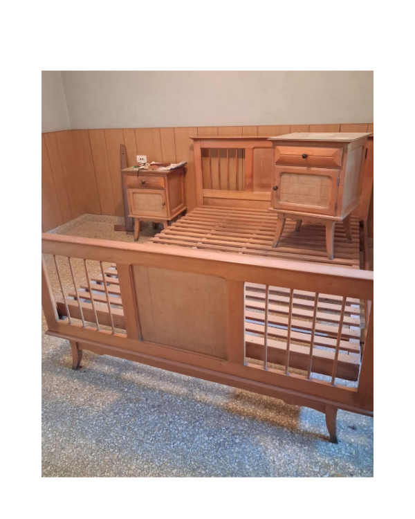 Producto - Cama de 2 plazas y mesitas de luz estilo Americano / Juntos o separados