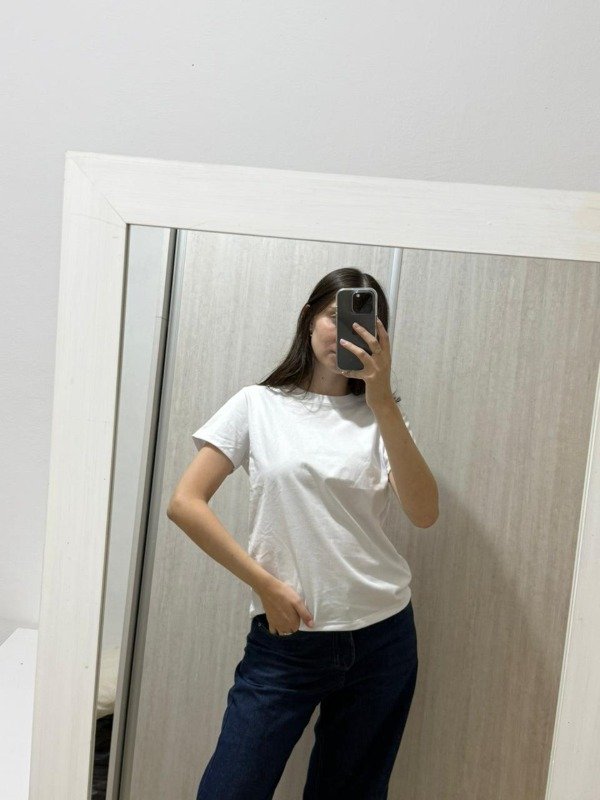 Producto - Remera Básica Blanca