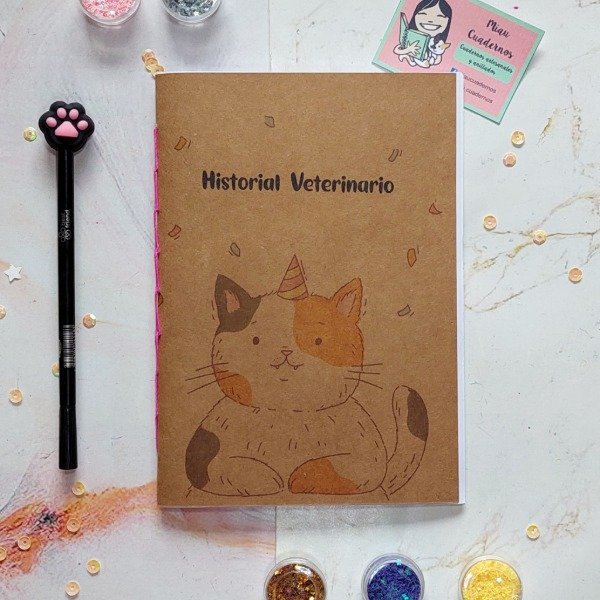 Producto - Libreta veterinaria- gata tricolor