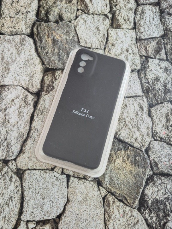 Producto - Funda silicone case Moto E32 negra