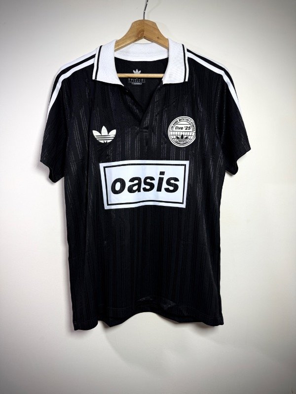Producto - Oasis Adidas Negra G5