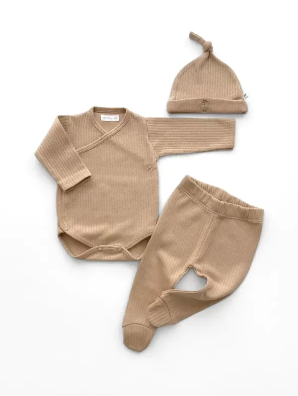 Producto - Ajuar Vainillado Camel 3 Piezas