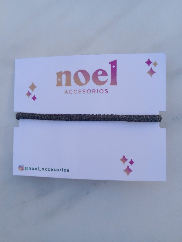 Producto - Pulsera de hilo negra