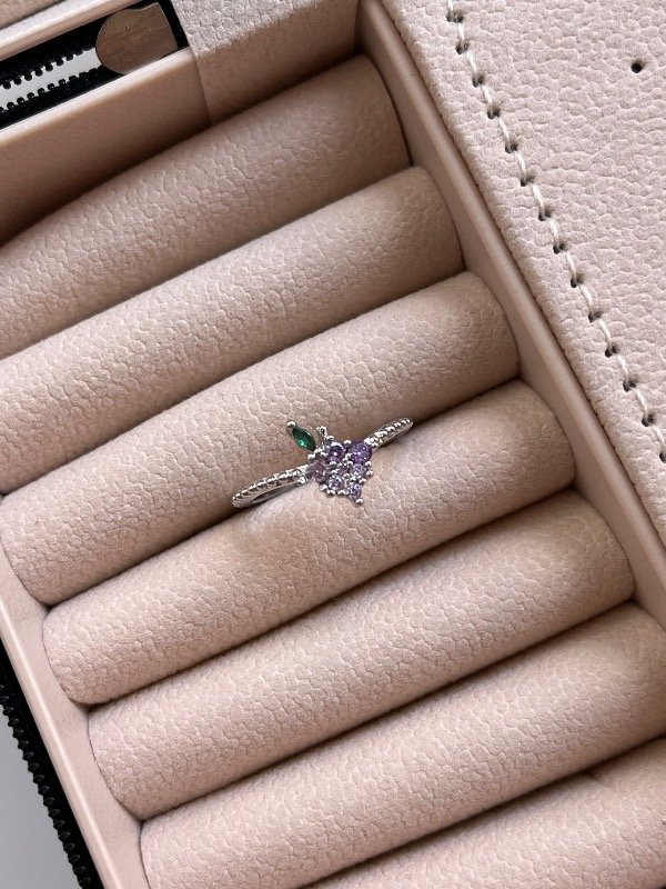 Producto - Anillo Uva Strass Regulable A.Q.