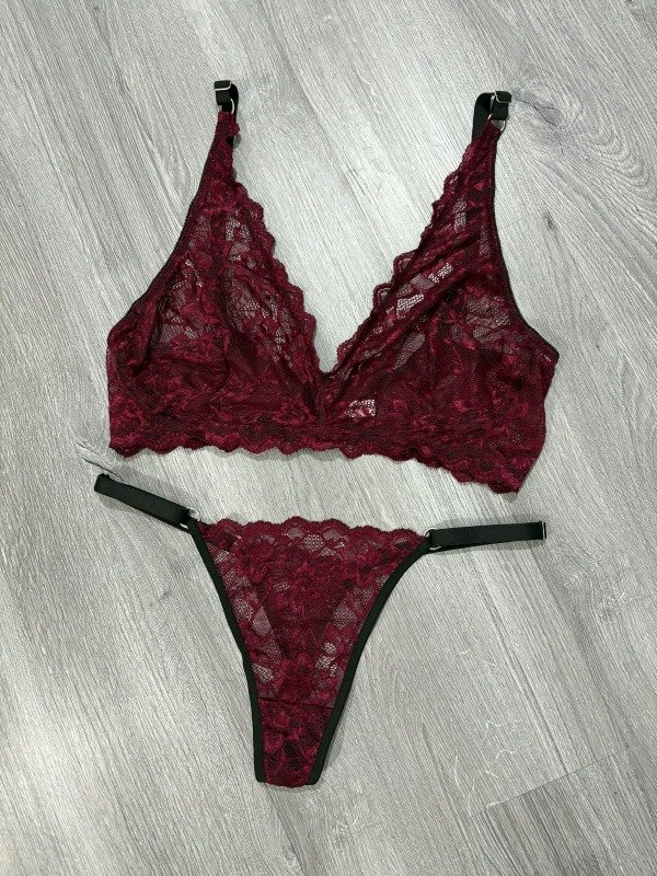 Producto - Conjunto BIANCA bordo