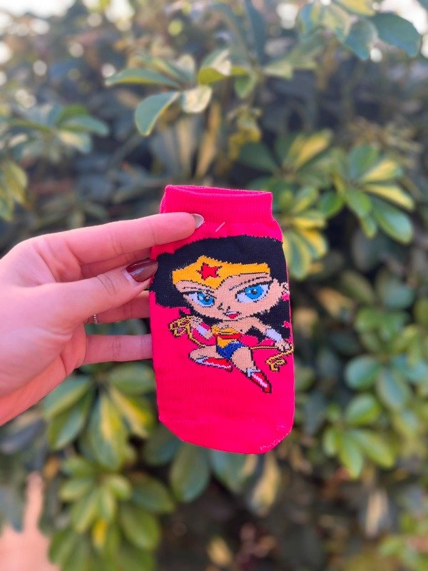 Producto - soquete niño mujer maravilla