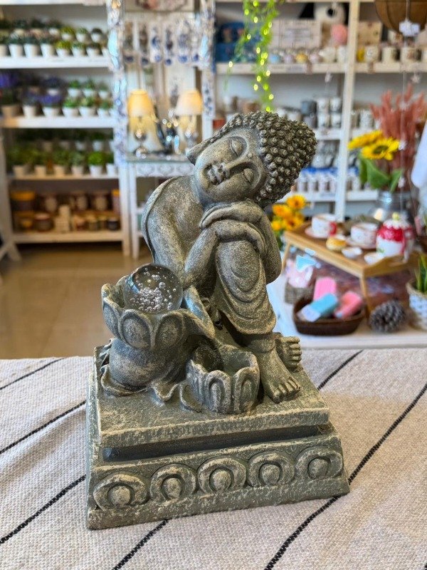 Producto - Fuente buda reposando con esfera 25 cm - (Efectivo: 53.200)