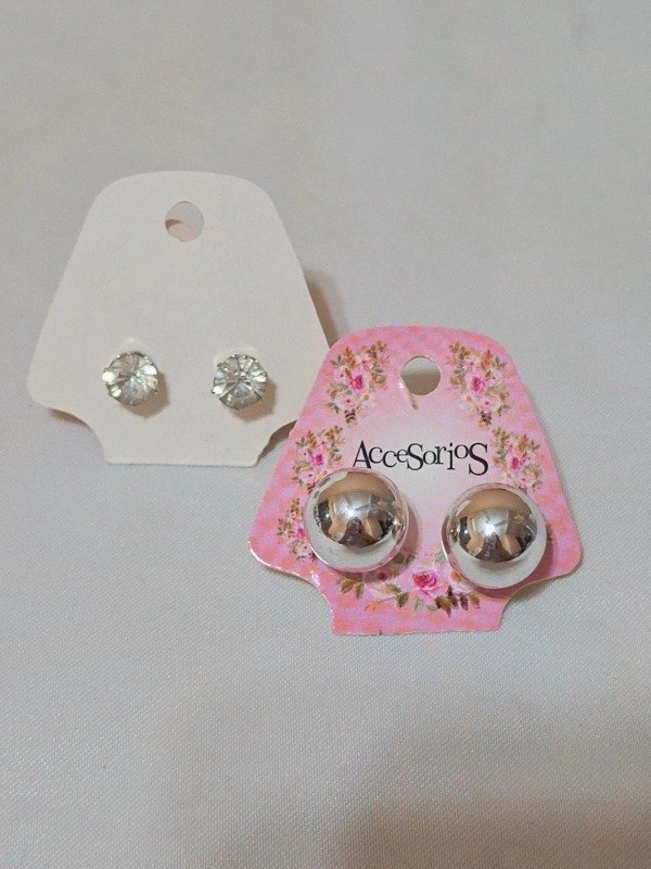 Producto - Aros perla plateados con strass