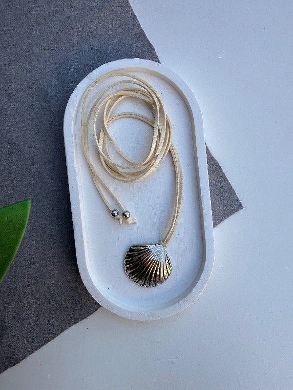Producto - Choker ostra beige
