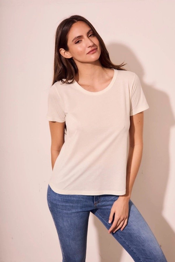 Producto - Remera Básica Pima Blanco/Negro