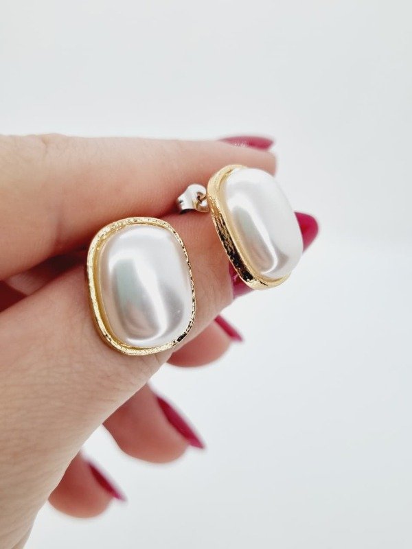 Producto - Aros acero dorado pasante perla cuad borde dor