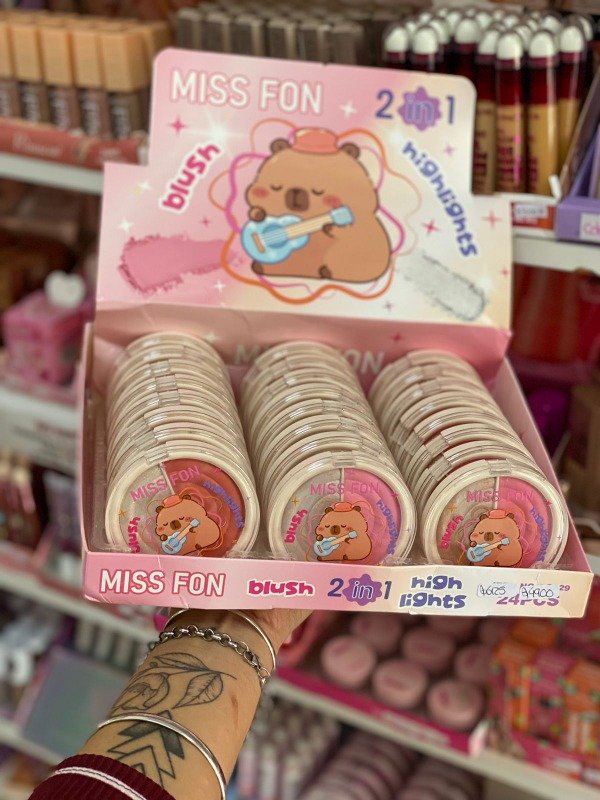 Producto - Iluminador y Rubor Capibara