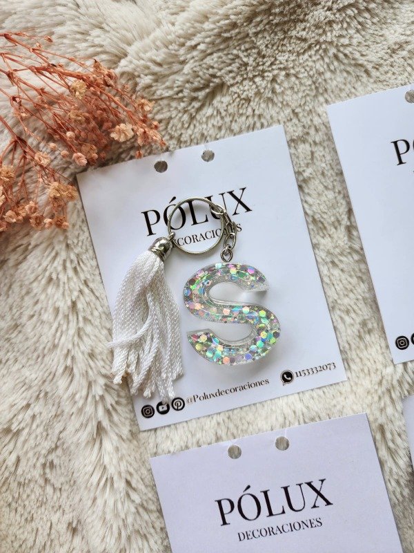 Producto - Inicial S - Cristal con glitter plateado holo