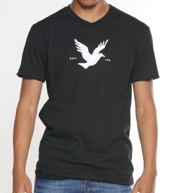 Producto - REMERA BROSS PALOMA CENTRO NEGRA