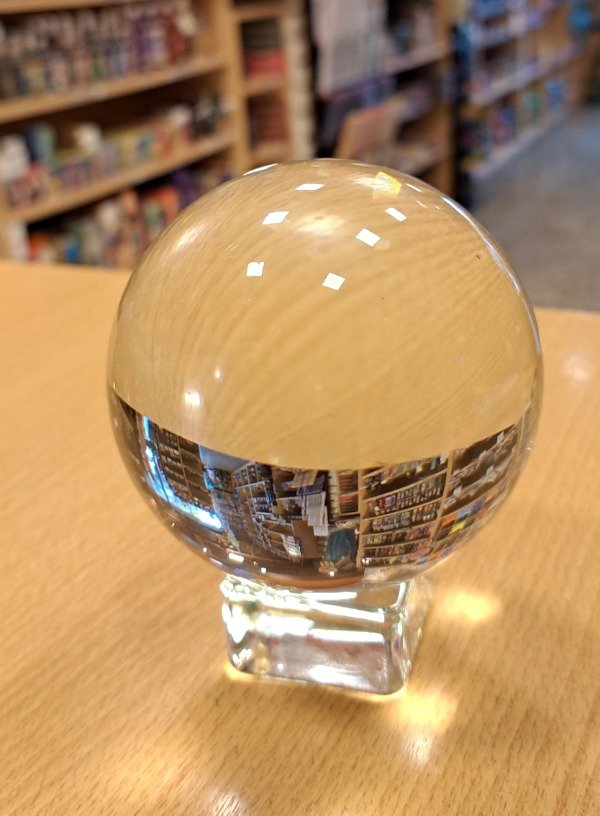 Producto - Esfera de Cristal con base