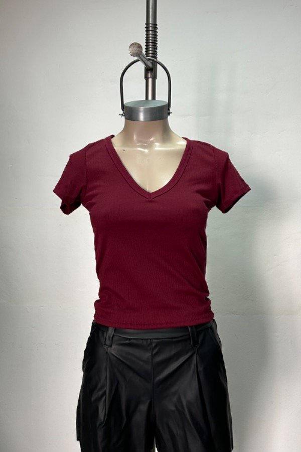 Producto - Remera M/C cuello v